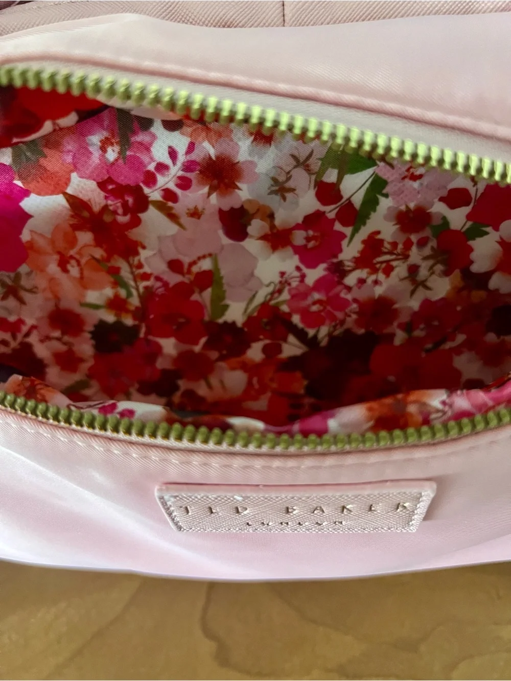 🌸 Ted Baker London Blush Pink Travel Cosmetic Case | Floral Interior | NWT